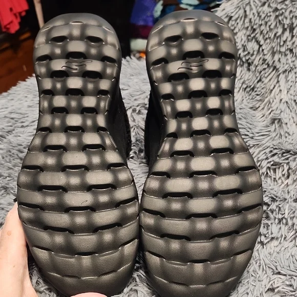 Skechers Black Winter Ankle Boots - Picture 5 of 5